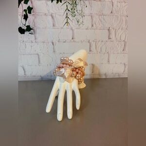 High end European made Elegant Pearl Bracelet with Bow🎀